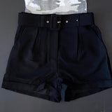 High-waist belted short